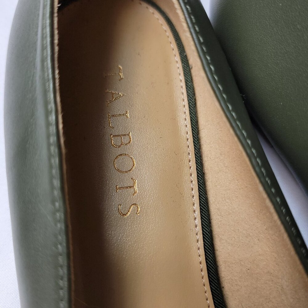 Talbots Ryan Buckle Loafer Women's Size 8.5 M Napa Leather Sage Green EUC - Picture 12 of 13